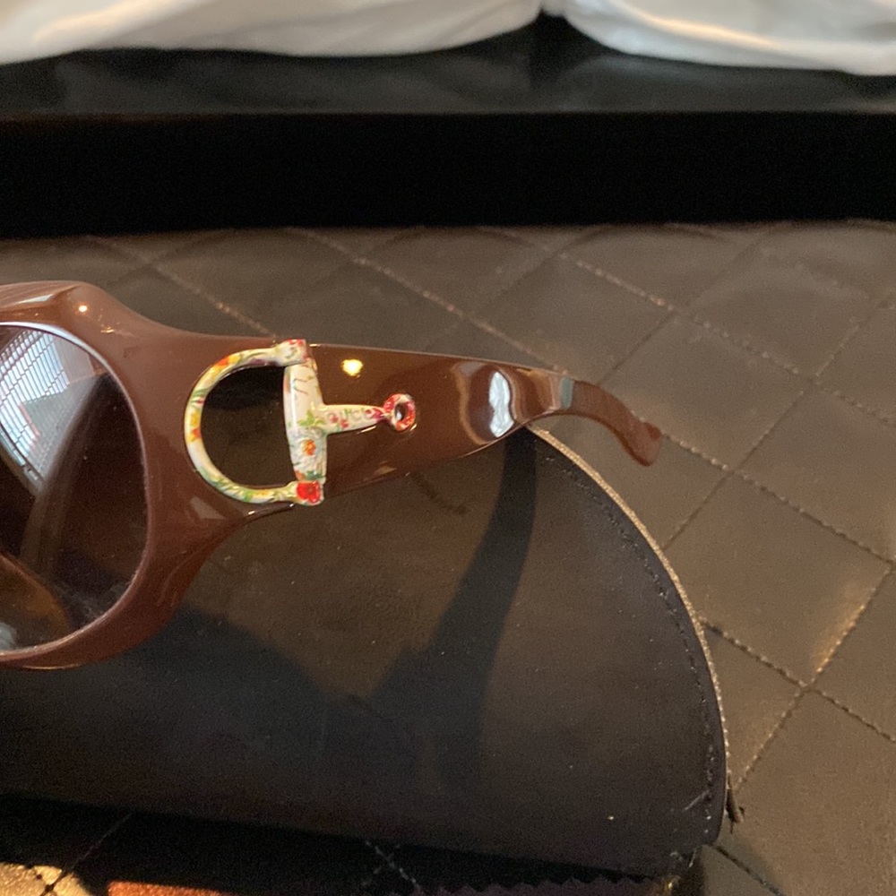 Gucci sunglasses - Picture 3 of 5
